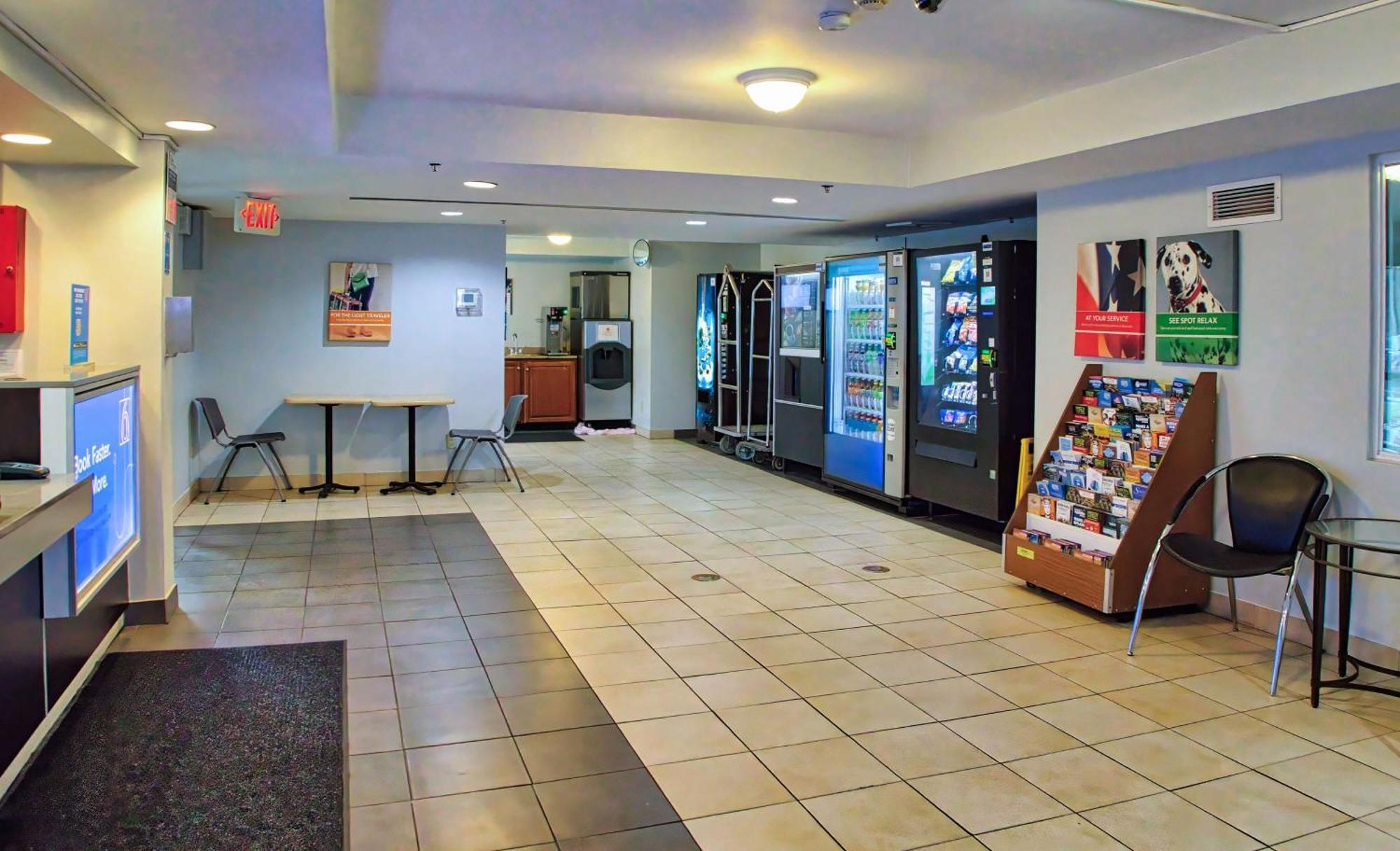 Motel 6-Buffalo, Ny - Airport - Williamsville Buitenkant foto
